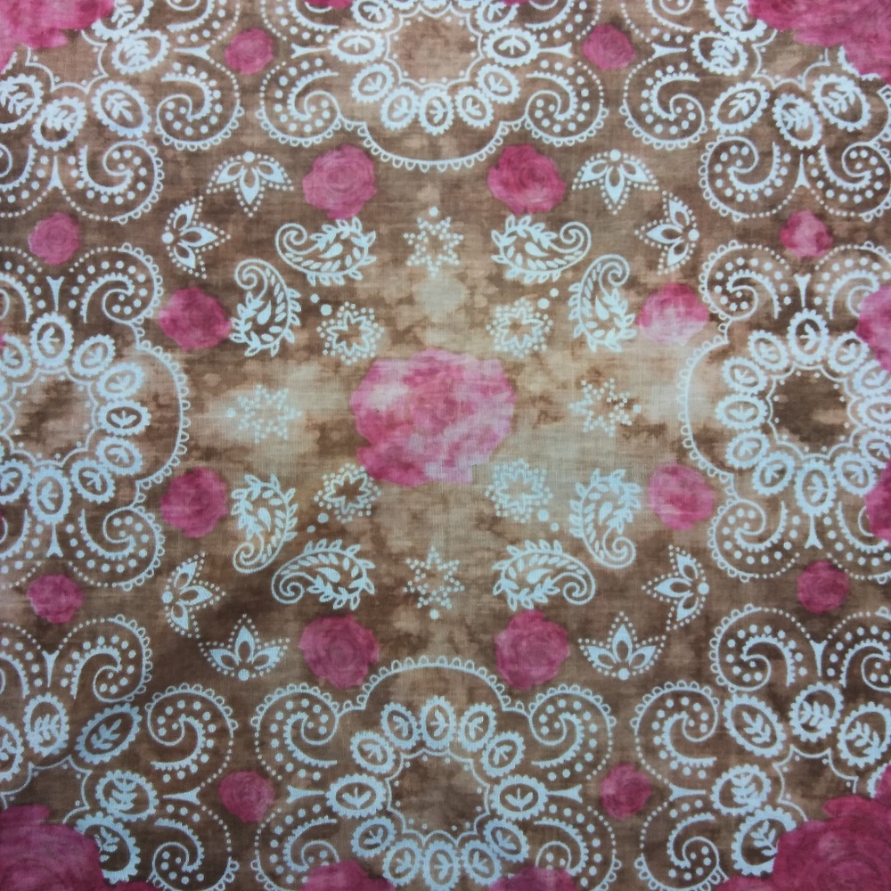 CLOSEOUT SALE! Distressed Rusted Roses Bandana - Picture 4 of 8